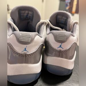 Nike Air Jordan 11 Retro Shoes low - size 11c